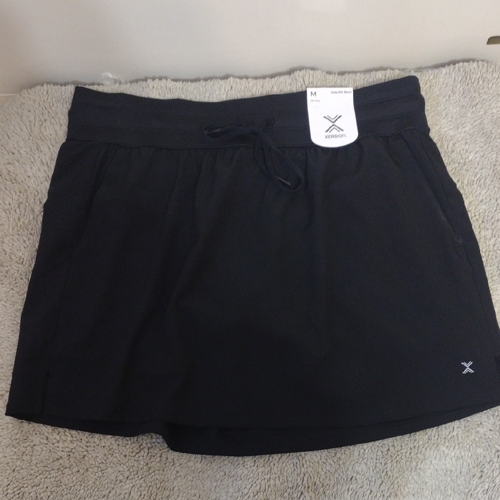 NWT Xersion Women's Black Skort Size M